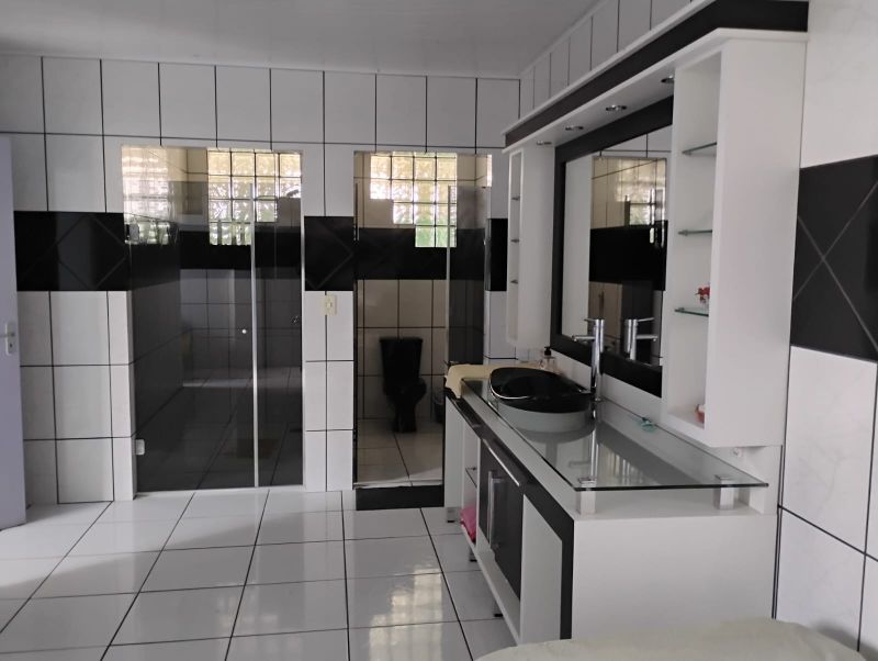 Casa 4 quartos  no bairro PETRÓPOLIS em LAGES