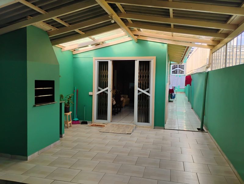 Casa 4 quartos  no bairro PETRÓPOLIS em LAGES