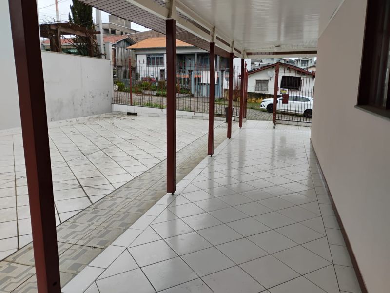 Casa 4 quartos  no bairro COPACABANA em LAGES