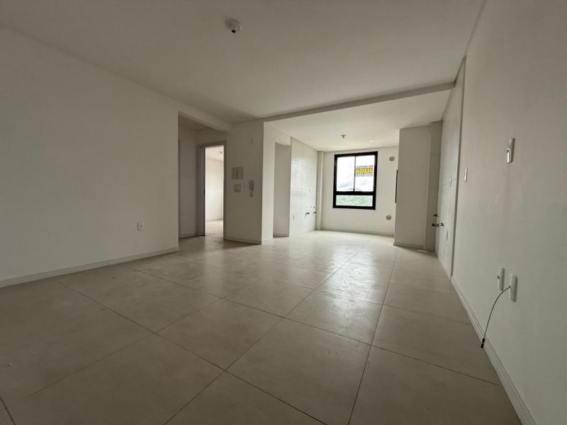 Apto 2 quartos  no bairro CORAL em LAGES