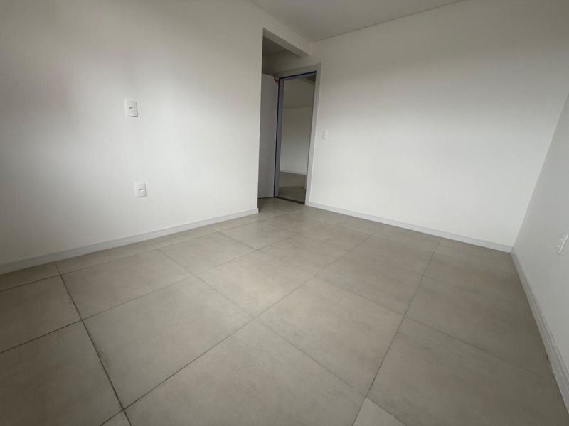 Apto 2 quartos  no bairro CORAL em LAGES