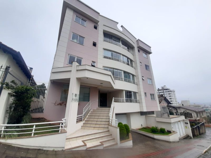 Apto 2 quartos  no bairro CENTRO em LAGES