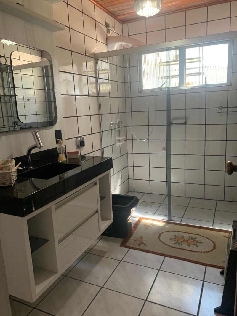 Casa 2 quartos  no bairro CORAL em LAGES