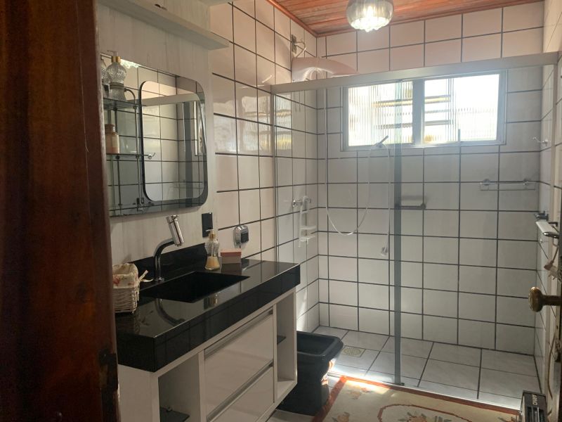 Casa 2 quartos  no bairro CORAL em LAGES