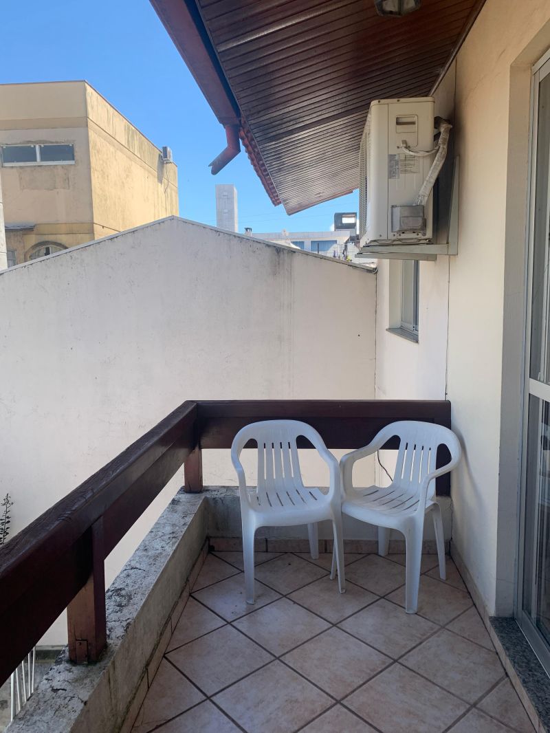 Casa 2 quartos  no bairro CORAL em LAGES