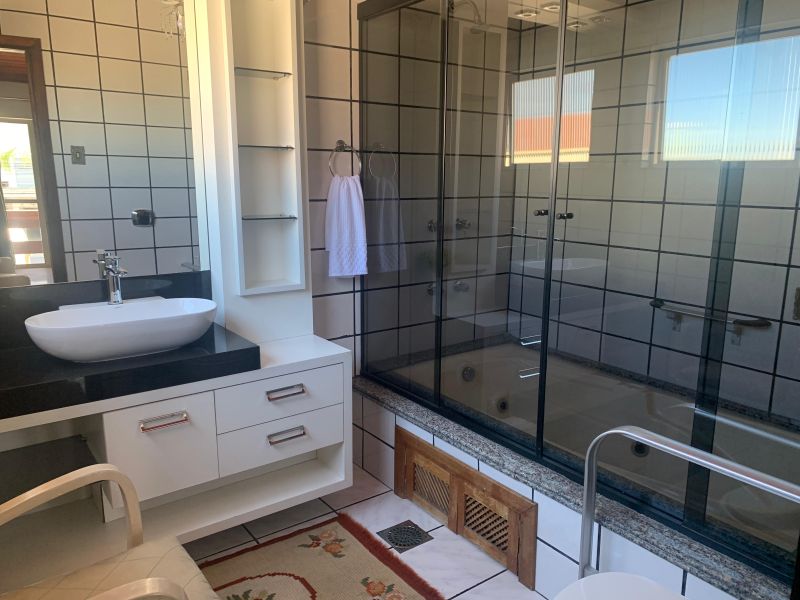 Casa 2 quartos  no bairro CORAL em LAGES