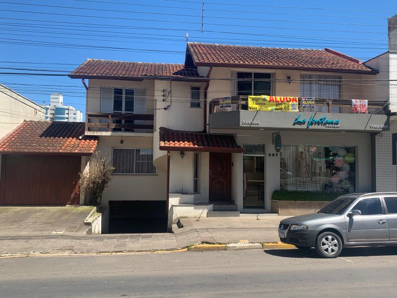 Casa 2 quartos  no bairro CORAL em LAGES