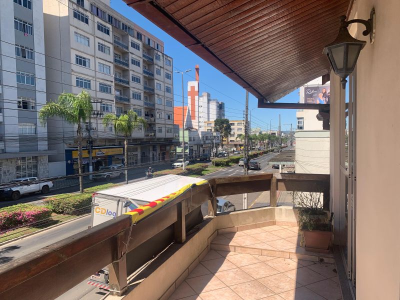 Casa 2 quartos  no bairro CORAL em LAGES
