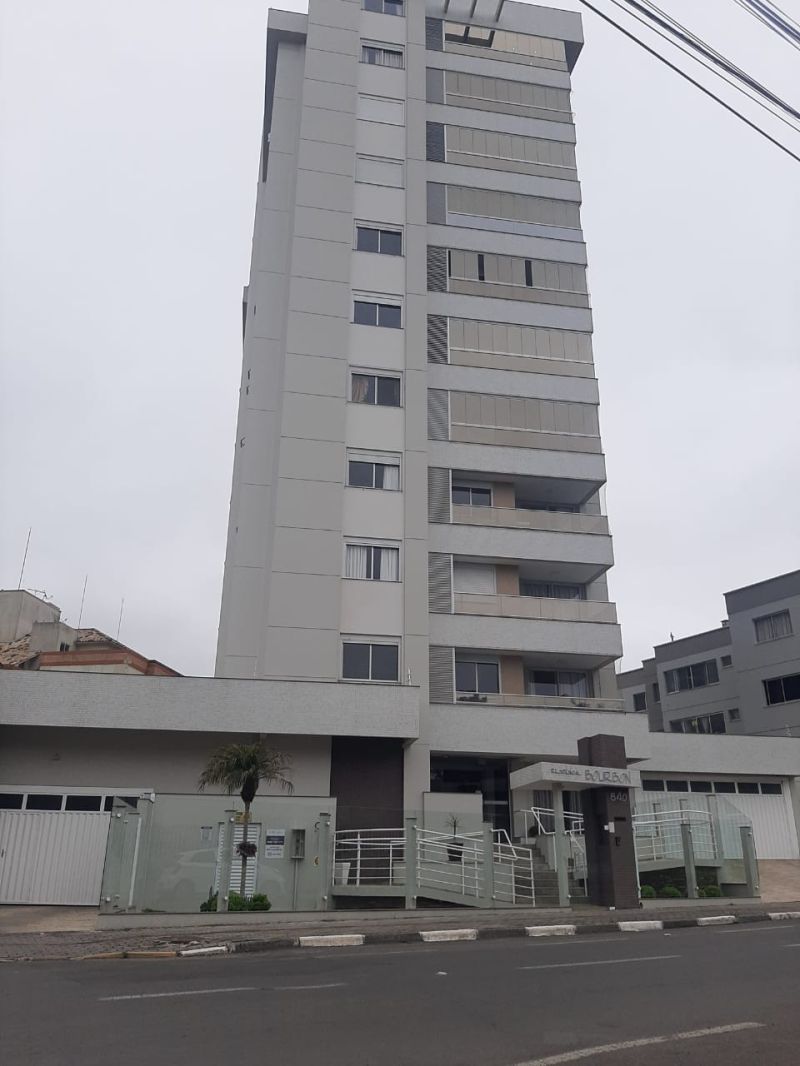 Apto 2 quartos  no bairro CENTRO em LAGES