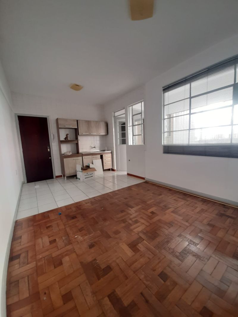 Apto 3 quartos  no bairro CENTRO em LAGES