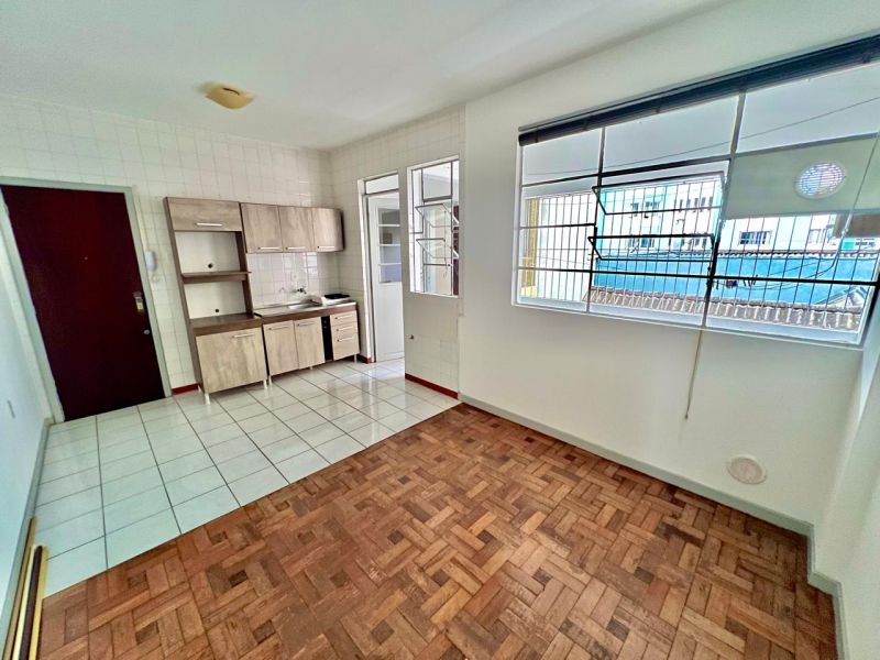 Apto 3 quartos  no bairro CENTRO em LAGES