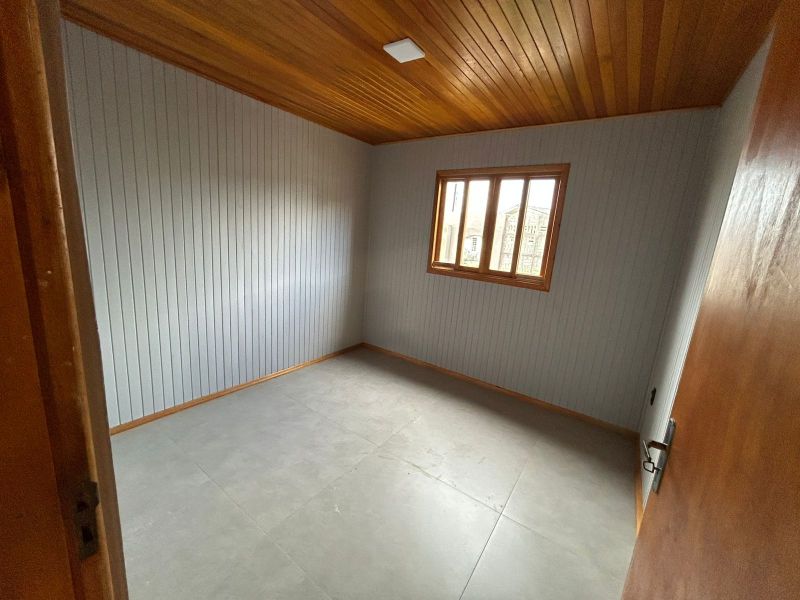 Casa 2 quartos  no bairro GUARUJÁ em LAGES