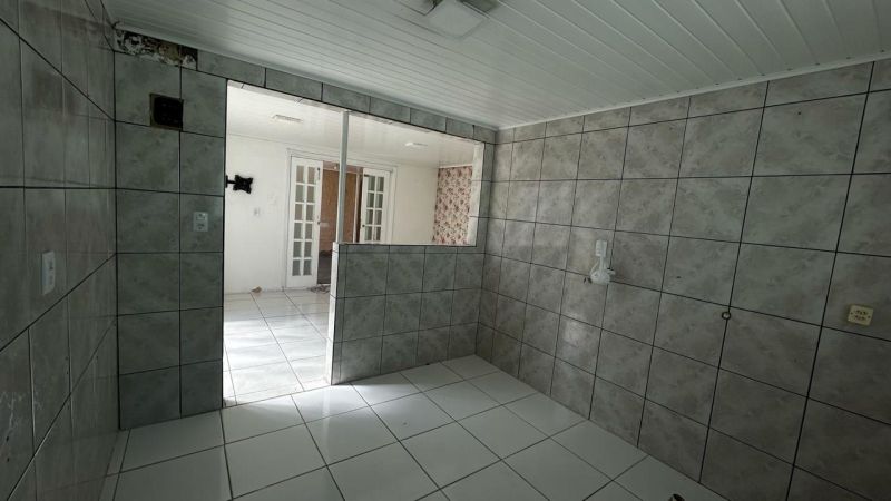 Casa 3 quartos  no bairro FREI ROGÉRIO em LAGES