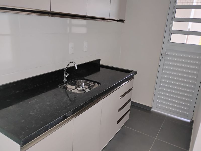 Apto 2 quartos  no bairro MARIA LUIZA em LAGES