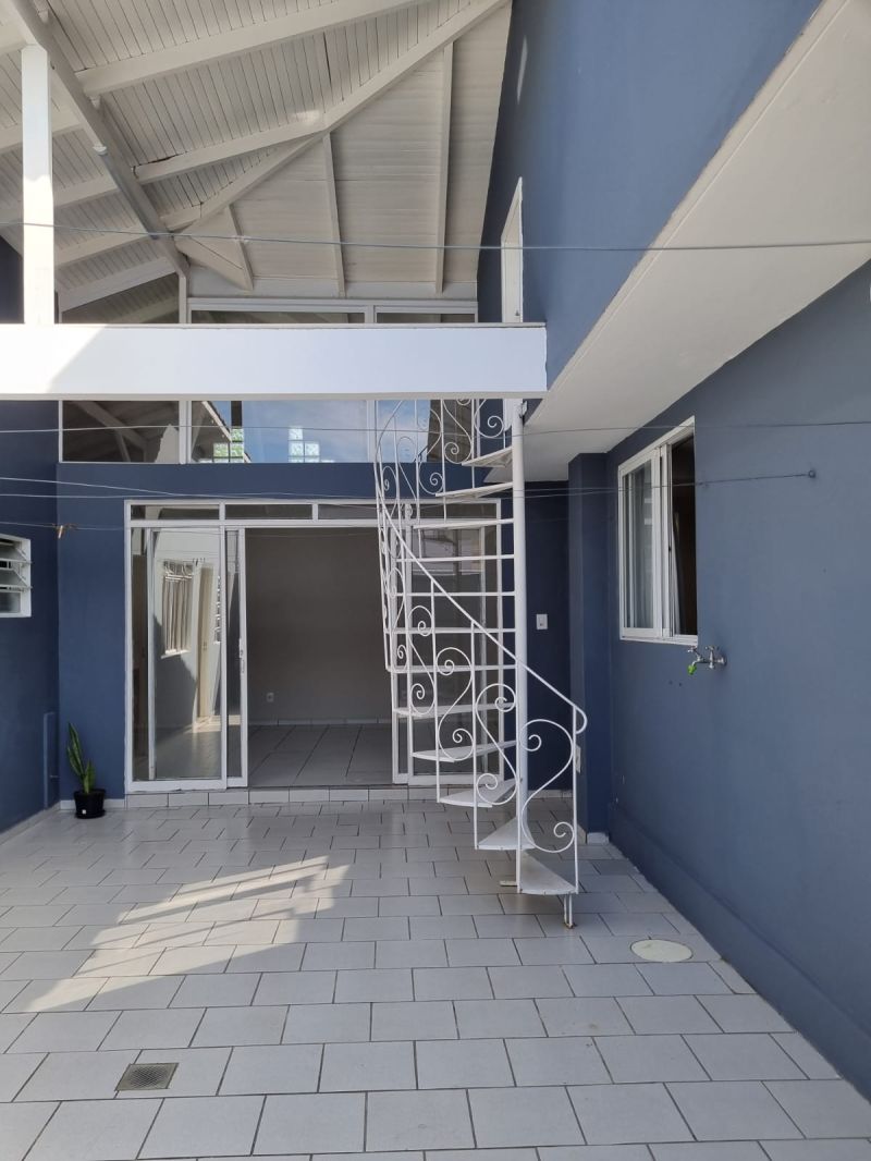 Casa 4 quartos  no bairro CENTRO em LAGES