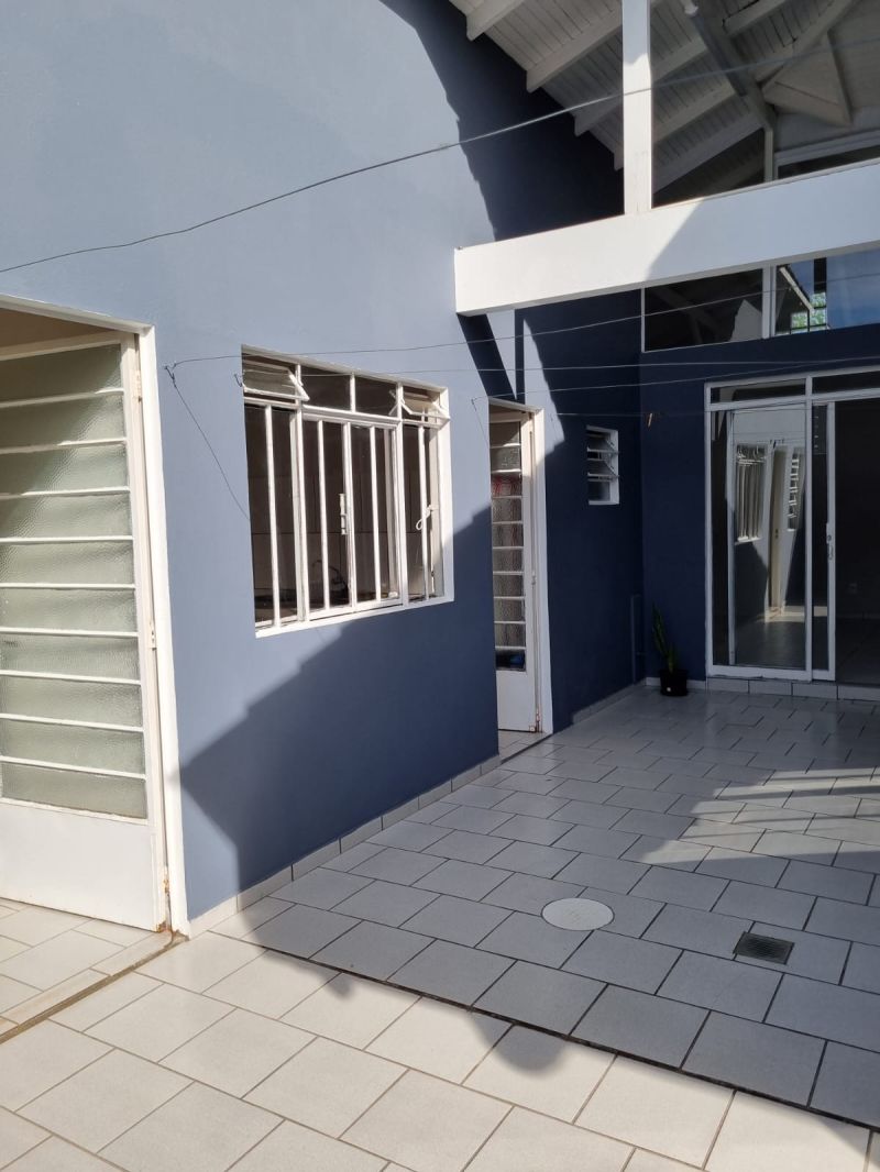 Casa 4 quartos  no bairro CENTRO em LAGES