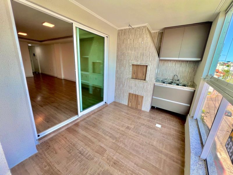 Apto 3 quartos  no bairro CENTRO em LAGES