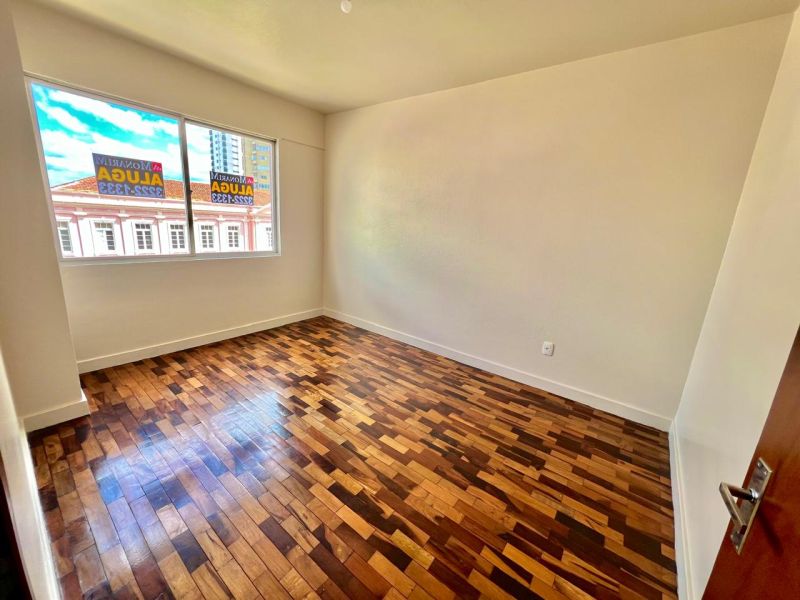 Apto 3 quartos  no bairro CENTRO em LAGES