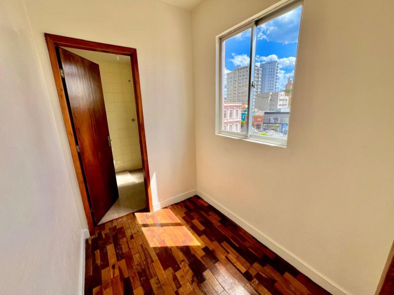 Apto 3 quartos  no bairro CENTRO em LAGES