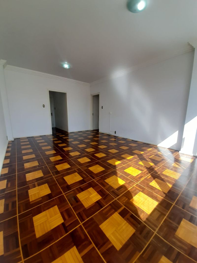 Apto 3 quartos  no bairro CENTRO em LAGES