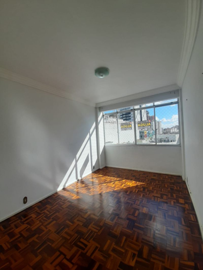 Apto 3 quartos  no bairro CENTRO em LAGES