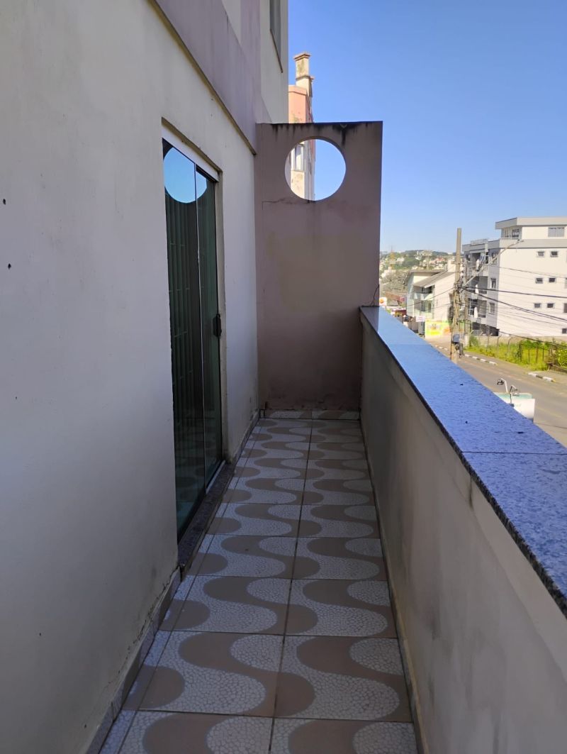 Apto 2 quartos  no bairro CORAL em LAGES