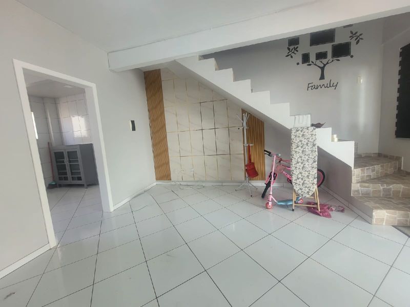 Sobrado 2 quartos  no bairro GUARUJÁ em LAGES