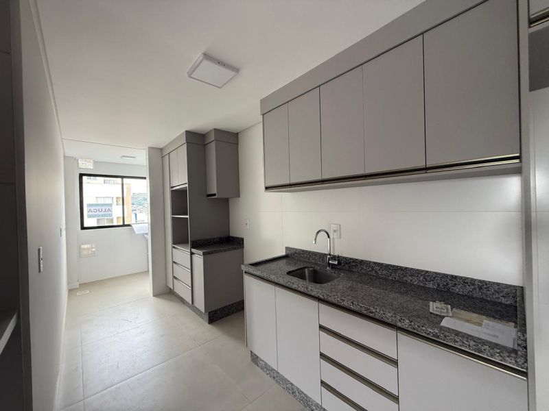 Apto 2 quartos  no bairro UNIVERSITÁRIO em LAGES