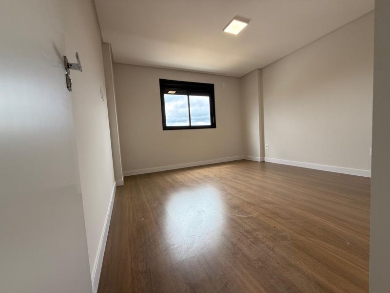 Apto 2 quartos  no bairro UNIVERSITÁRIO em LAGES