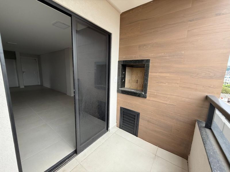 Apto 2 quartos  no bairro UNIVERSITÁRIO em LAGES