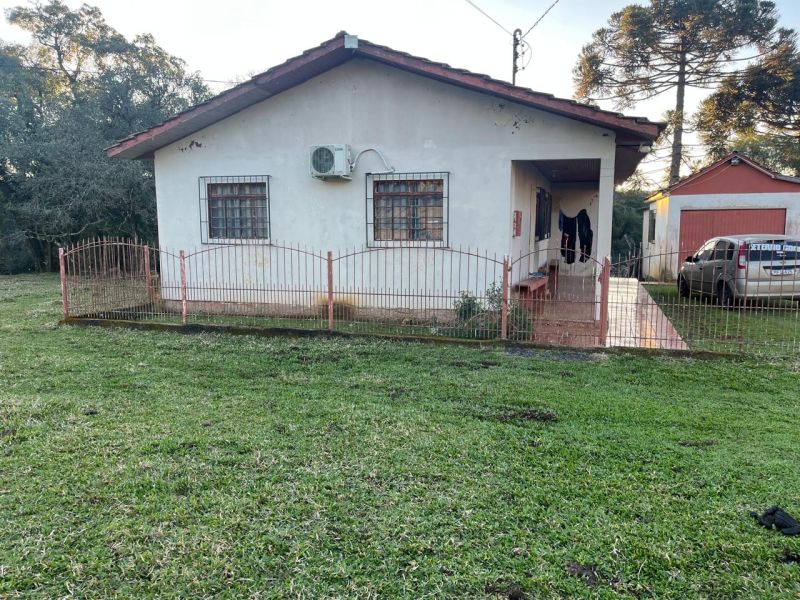 Chacara 3 quartos  no bairro CDL em CAPAO ALTO