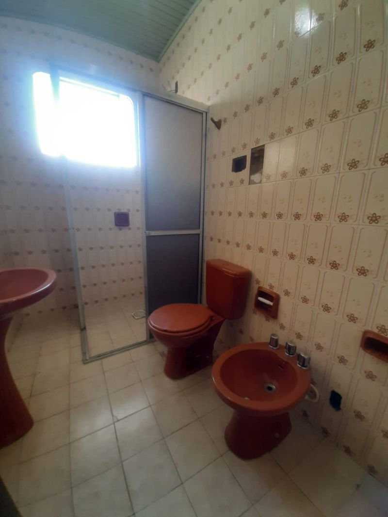 Casa 5 quartos  no bairro CORAL em LAGES