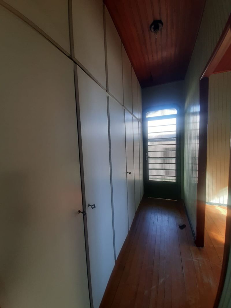 Casa 5 quartos  no bairro CORAL em LAGES