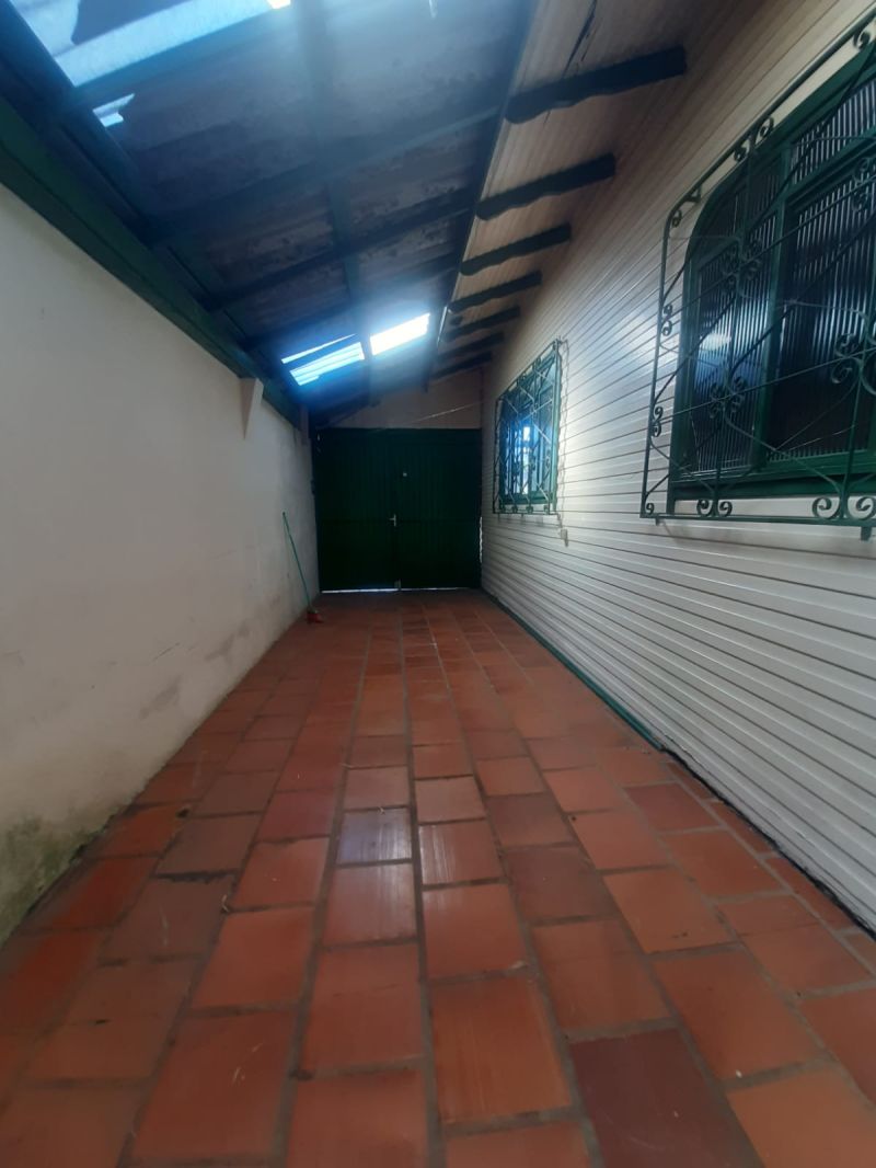 Casa 5 quartos  no bairro CORAL em LAGES