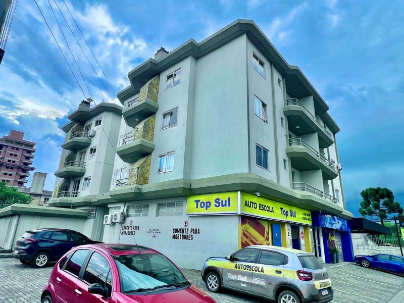 Apto 2 quartos  no bairro UNIVERSITÁRIO em LAGES