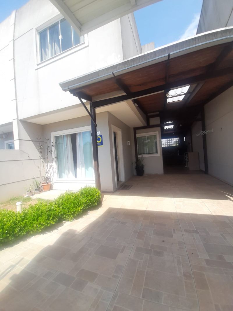 Sobrado 3 quartos  no bairro SANTA MÔNICA em LAGES