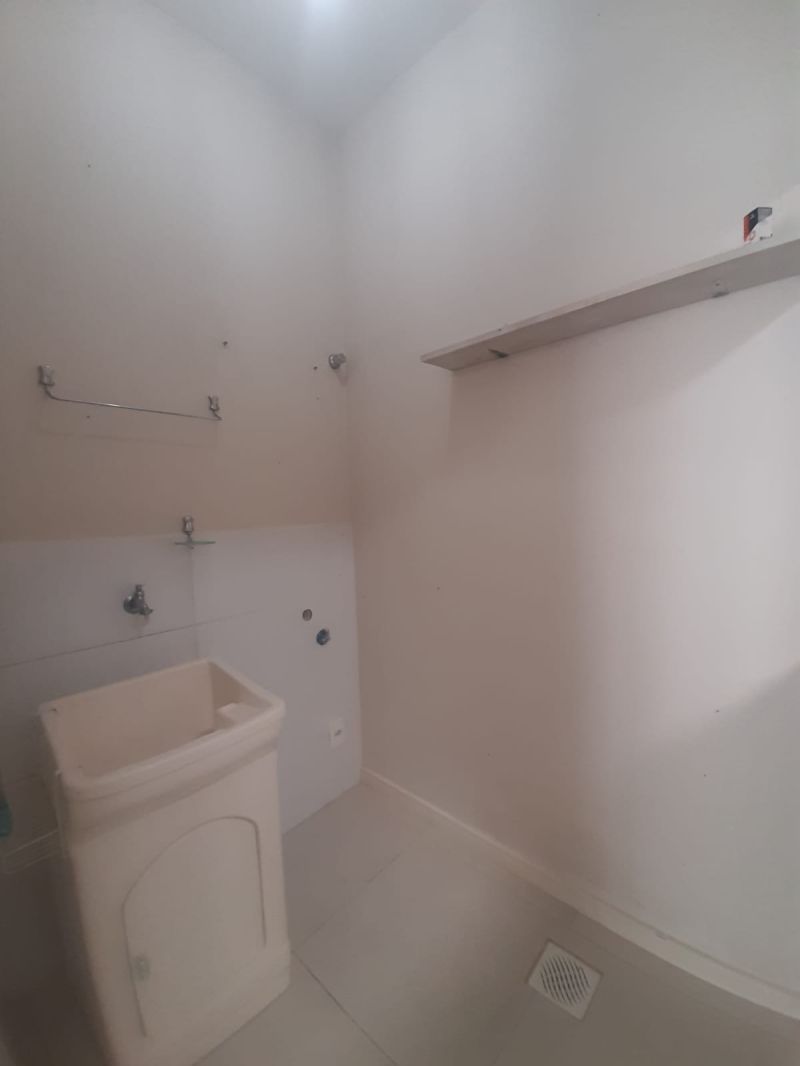 Sobrado 3 quartos  no bairro SANTA MÔNICA em LAGES