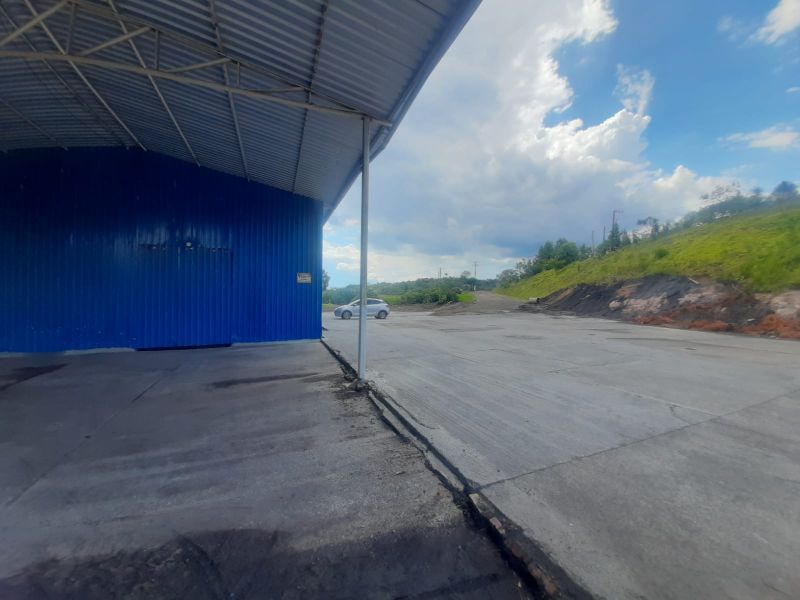 Barracão no bairro JARDIM DAS CAMÉLIAS em LAGES