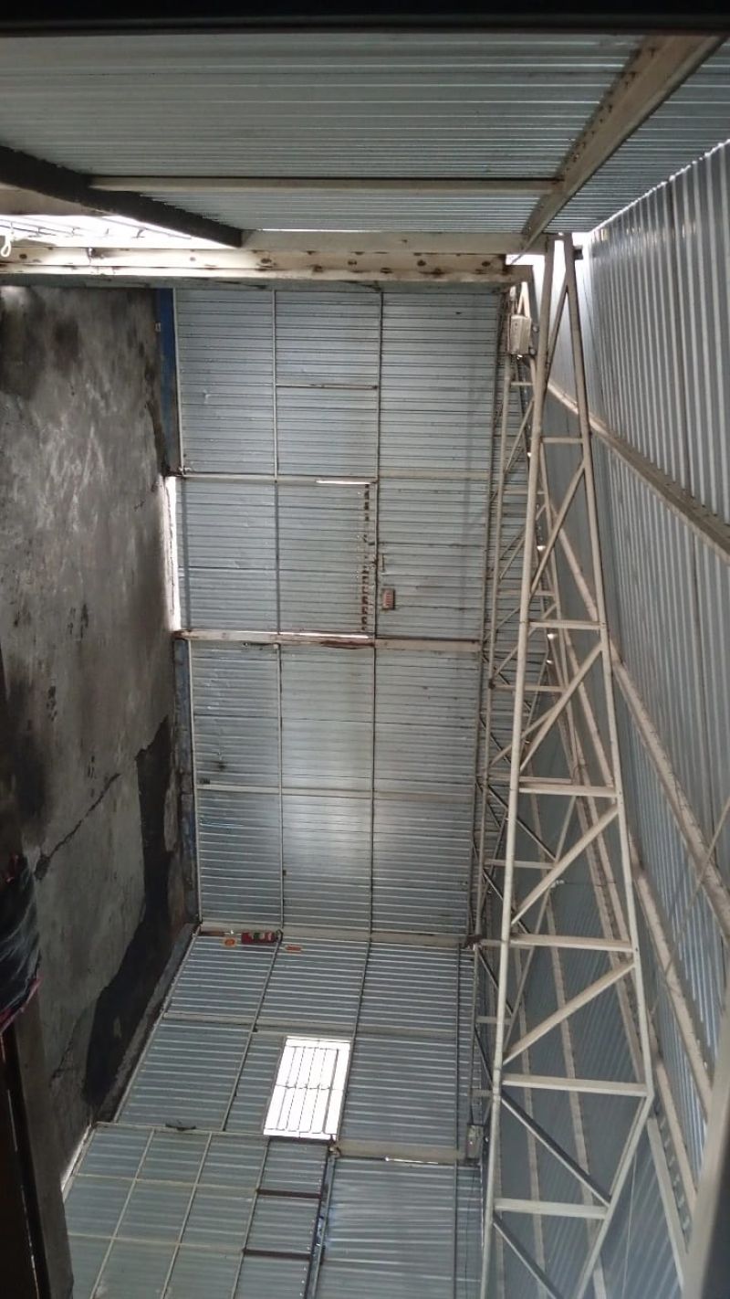 Barracão no bairro JARDIM DAS CAMÉLIAS em LAGES