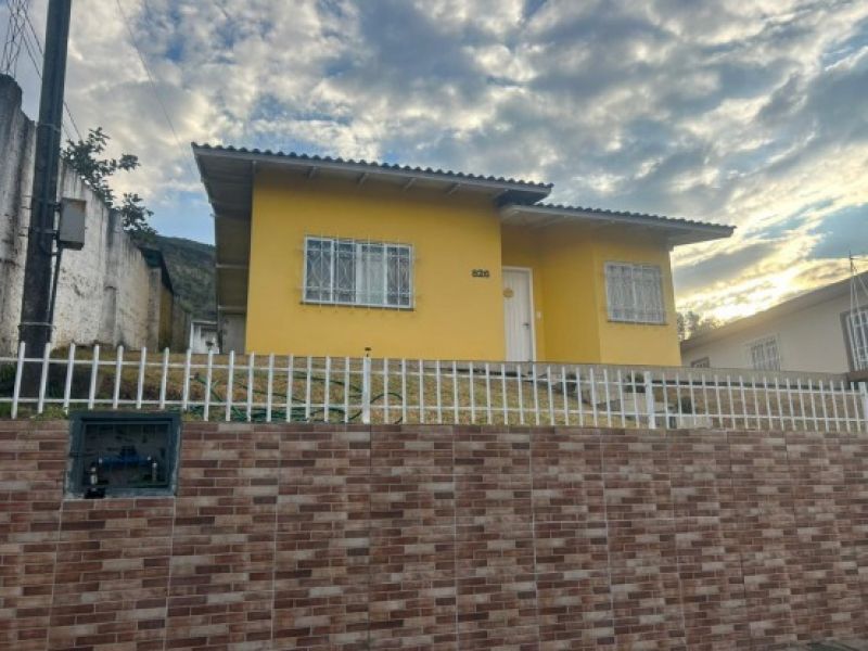 Casa 2 quartos  no bairro BOM JESUS em LAGES