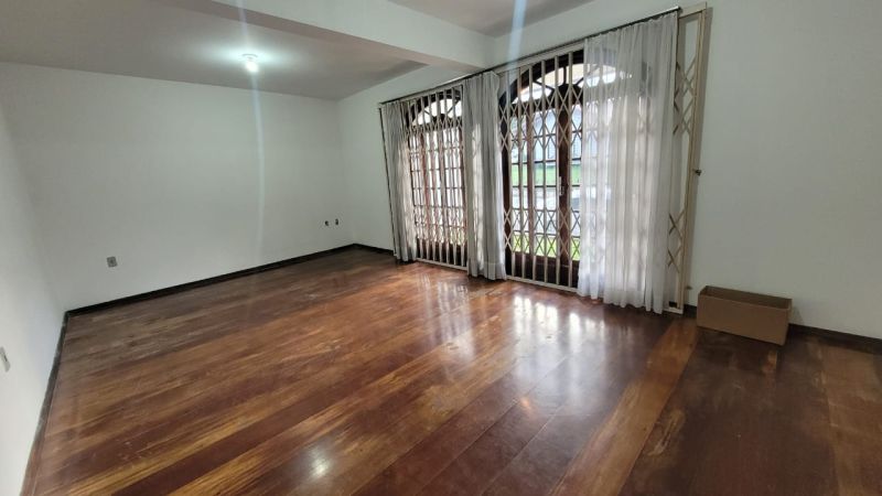 Casa 3 quartos  no bairro CENTRO em LAGES