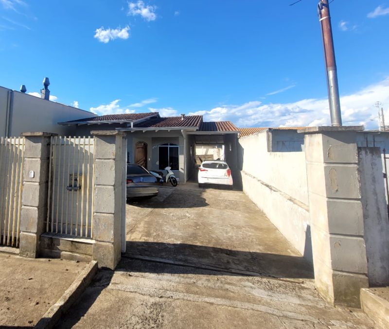 Casa 3 quartos  no bairro SANTA HELENA em LAGES