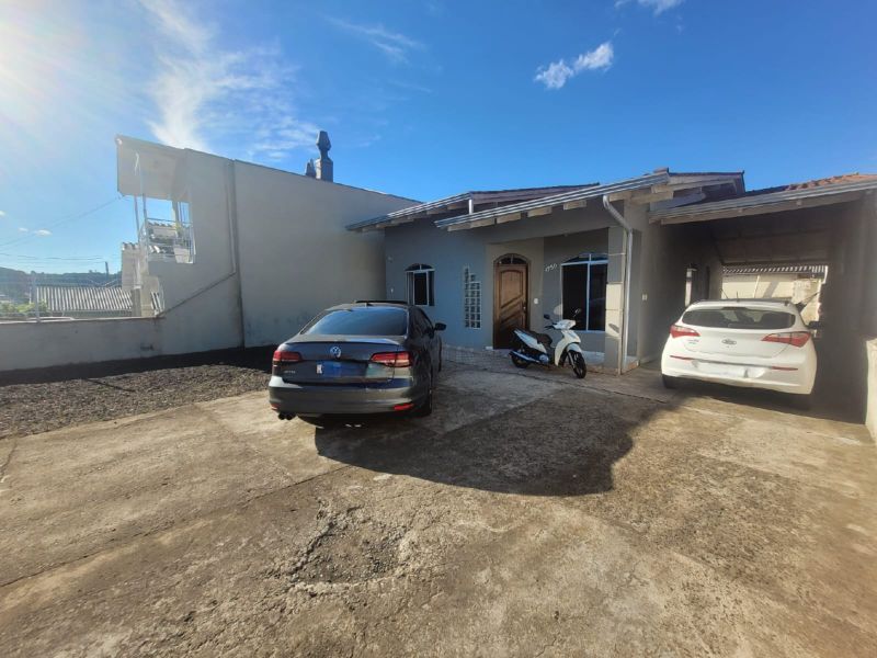 Casa 3 quartos  no bairro SANTA HELENA em LAGES