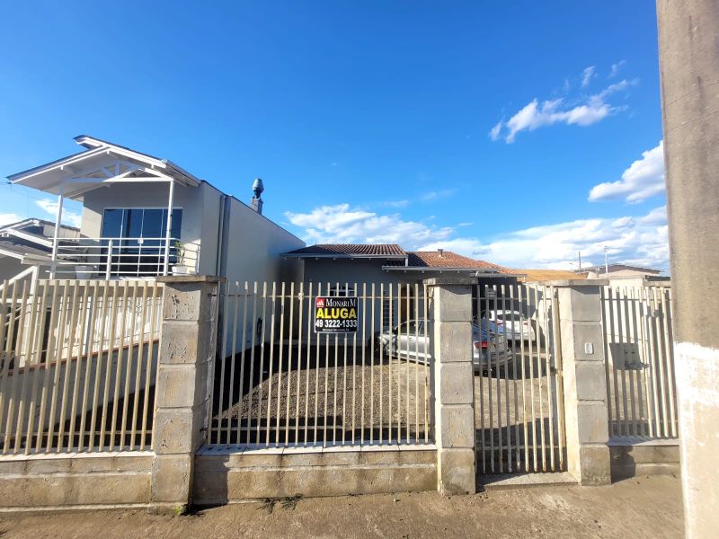 Casa 3 quartos  no bairro SANTA HELENA em LAGES
