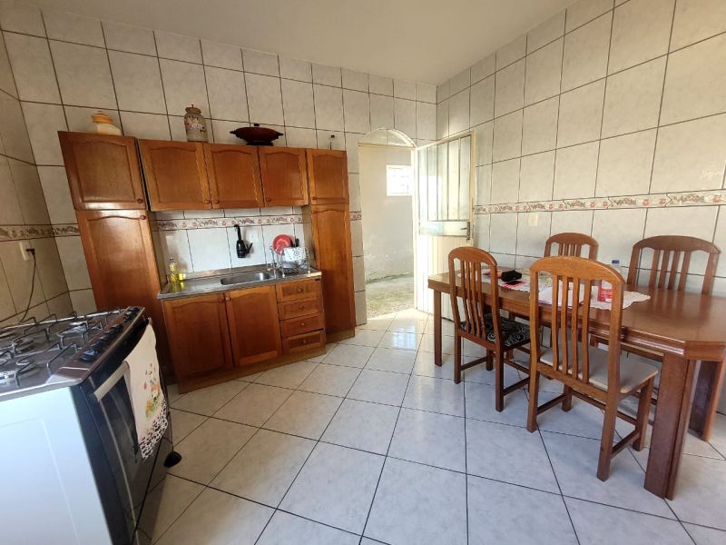 Casa 3 quartos  no bairro SANTA HELENA em LAGES