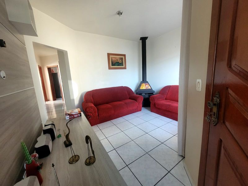 Casa 3 quartos  no bairro SANTA HELENA em LAGES