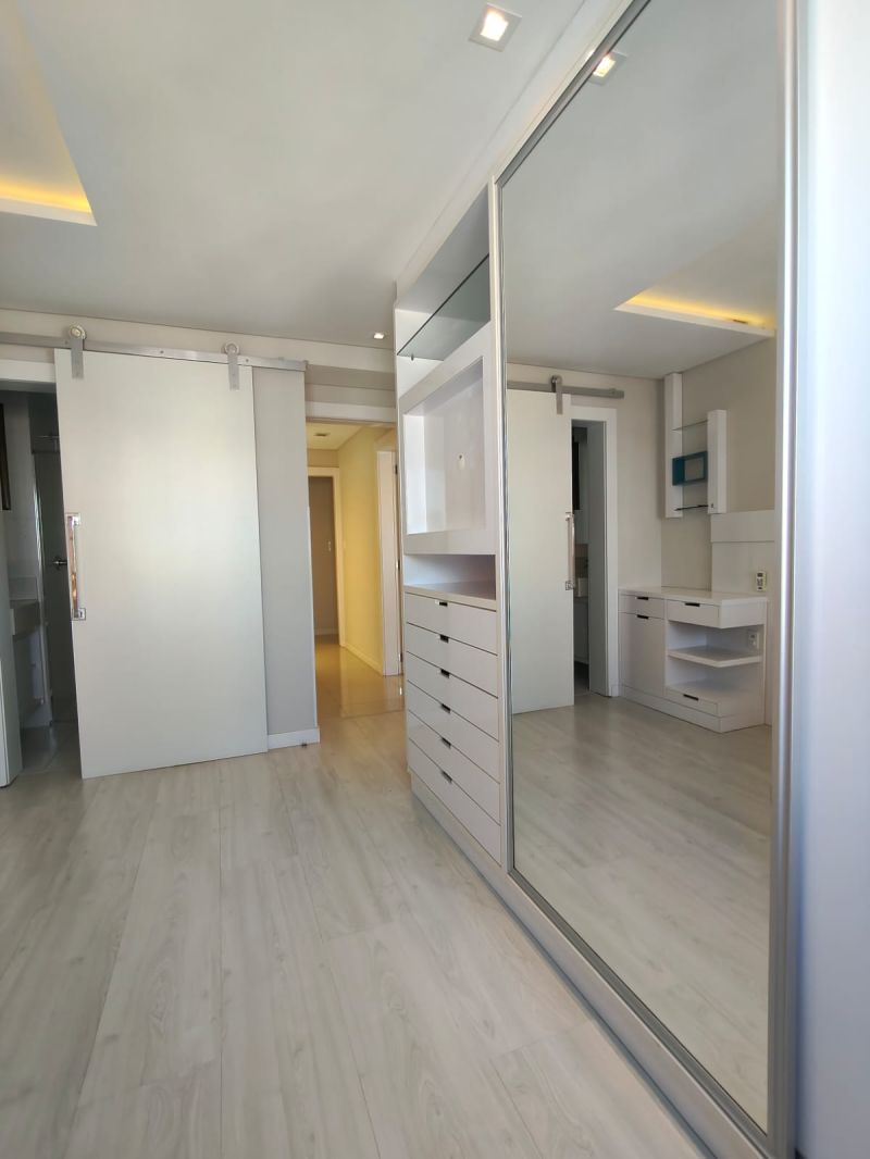 Apto 3 quartos  no bairro UNIVERSITÁRIO em LAGES