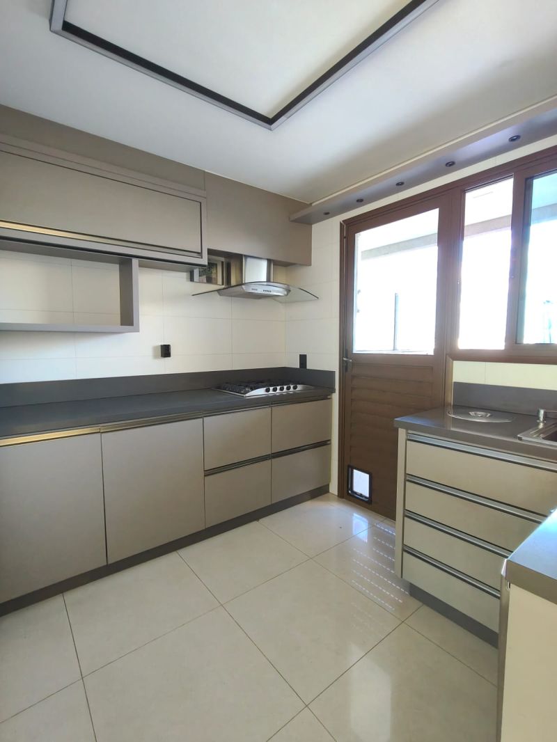 Apto 3 quartos  no bairro UNIVERSITÁRIO em LAGES