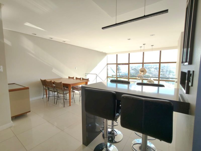 Apto 3 quartos  no bairro UNIVERSITÁRIO em LAGES