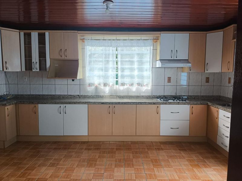 Casa 3 quartos  no bairro SANTA RITA em LAGES